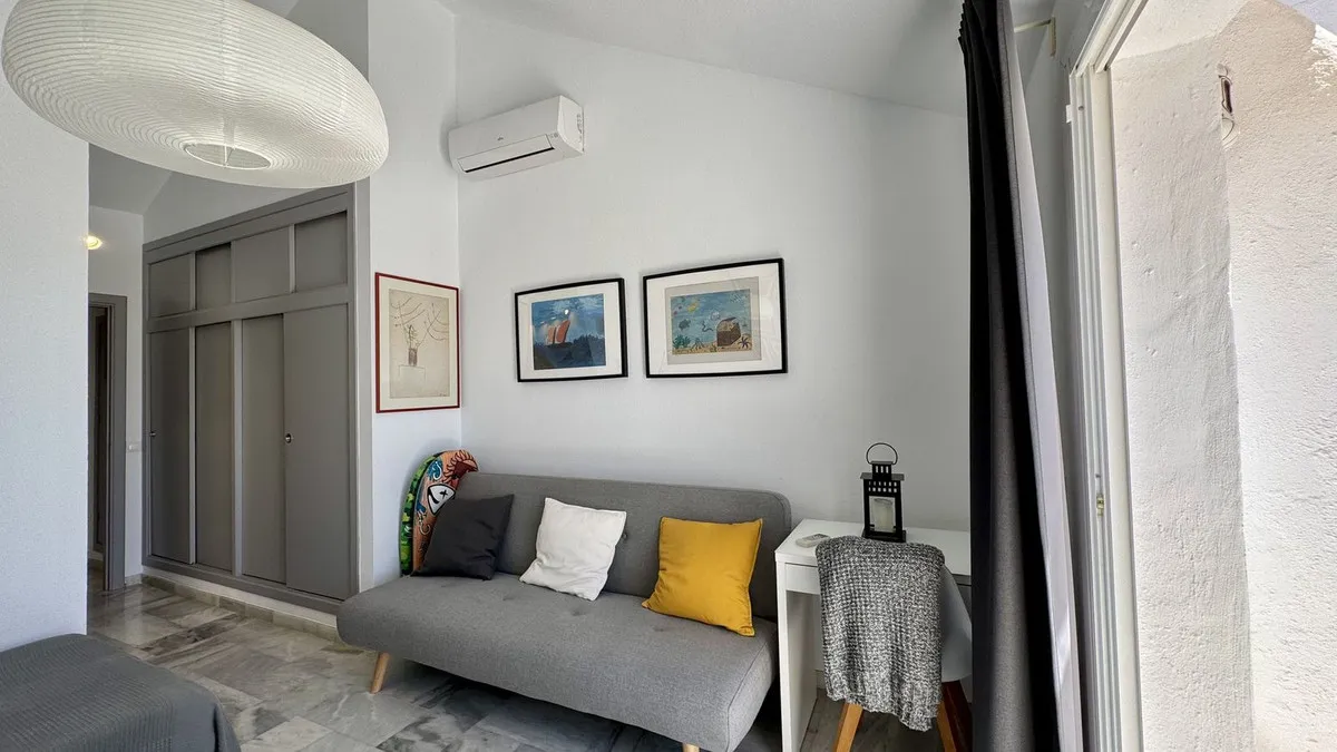 6f2209d7-0ef5-4e45-a72b-14922721c530