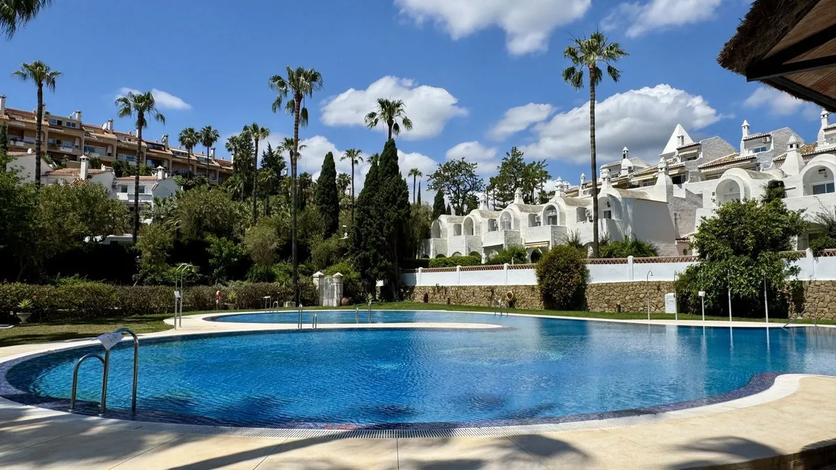 a2f9b156-af94-4910-a458-28524d222ea9