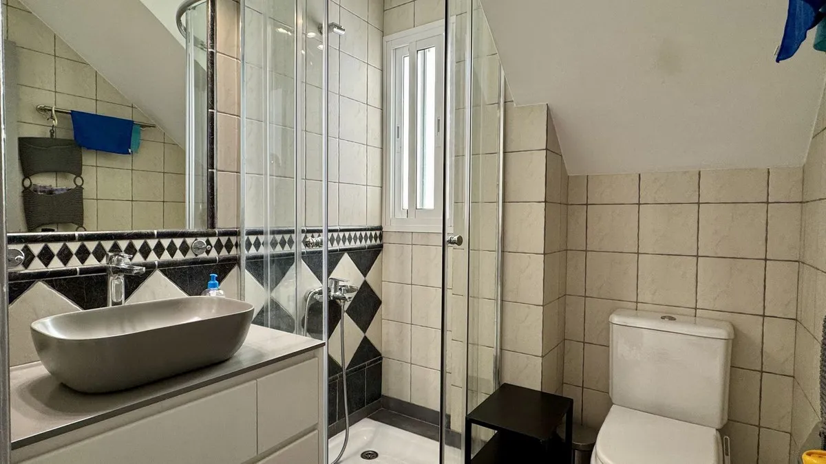 a7d432f2-2fc6-47e6-9ac1-feecf92a5234