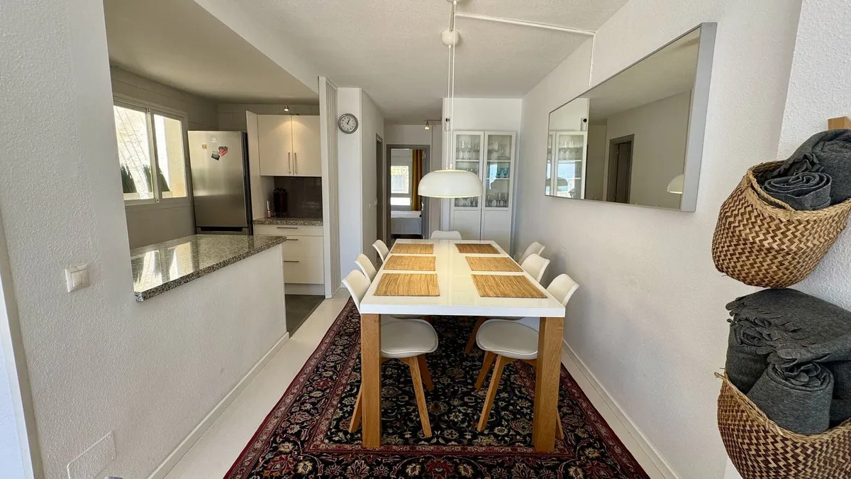 ba47faae-e58a-4e6c-a3f0-98b803d24471