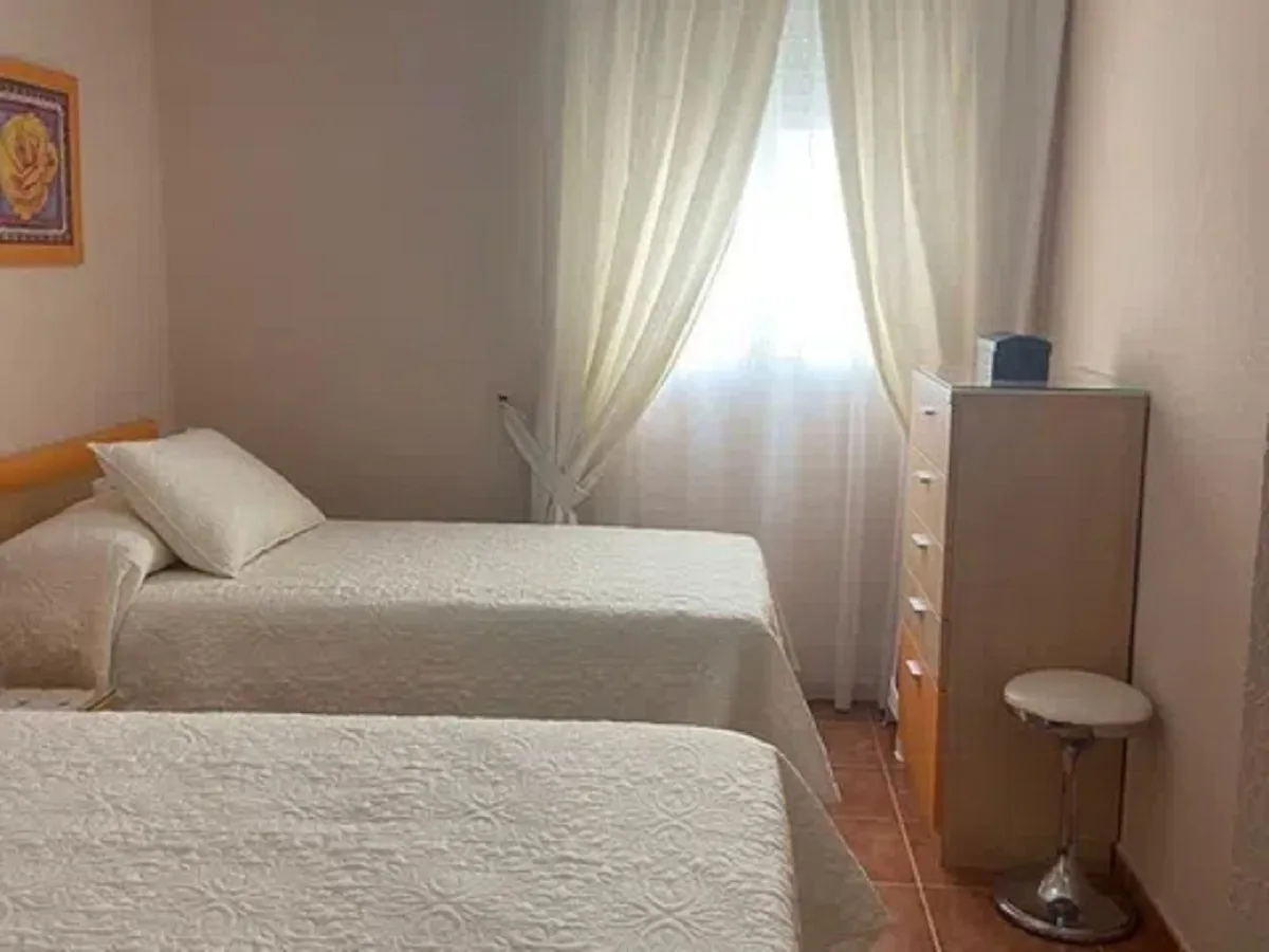 3c18e06e-5e9f-4564-b488-371b9e6c45ed