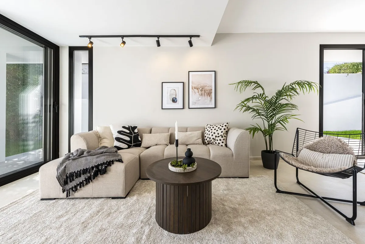 88bfe767-d7fc-462b-9e12-77d594f87524