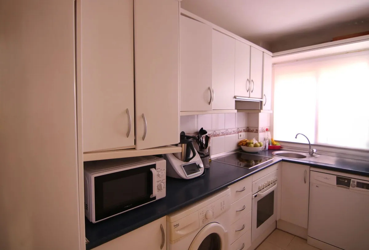 a62ee07a-a63a-48f3-9c20-bf076d8e3982