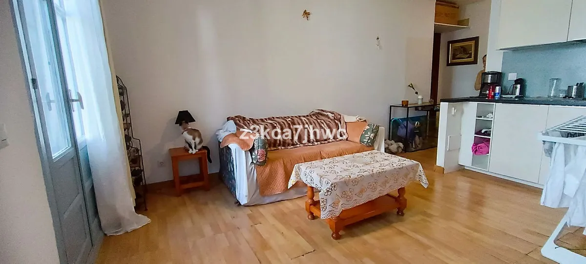 7594c9df-2b6f-4b58-9598-6d9001fb82fa