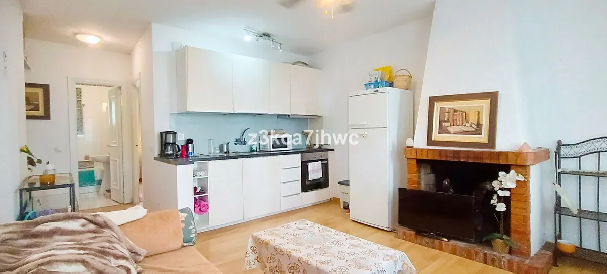 7bb9d555-d70c-43d0-ba7f-e89511e84199