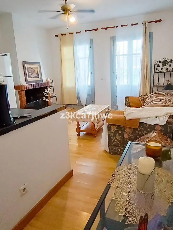 f06bf2cb-d85f-40dc-a7ad-9d07b36fba5c