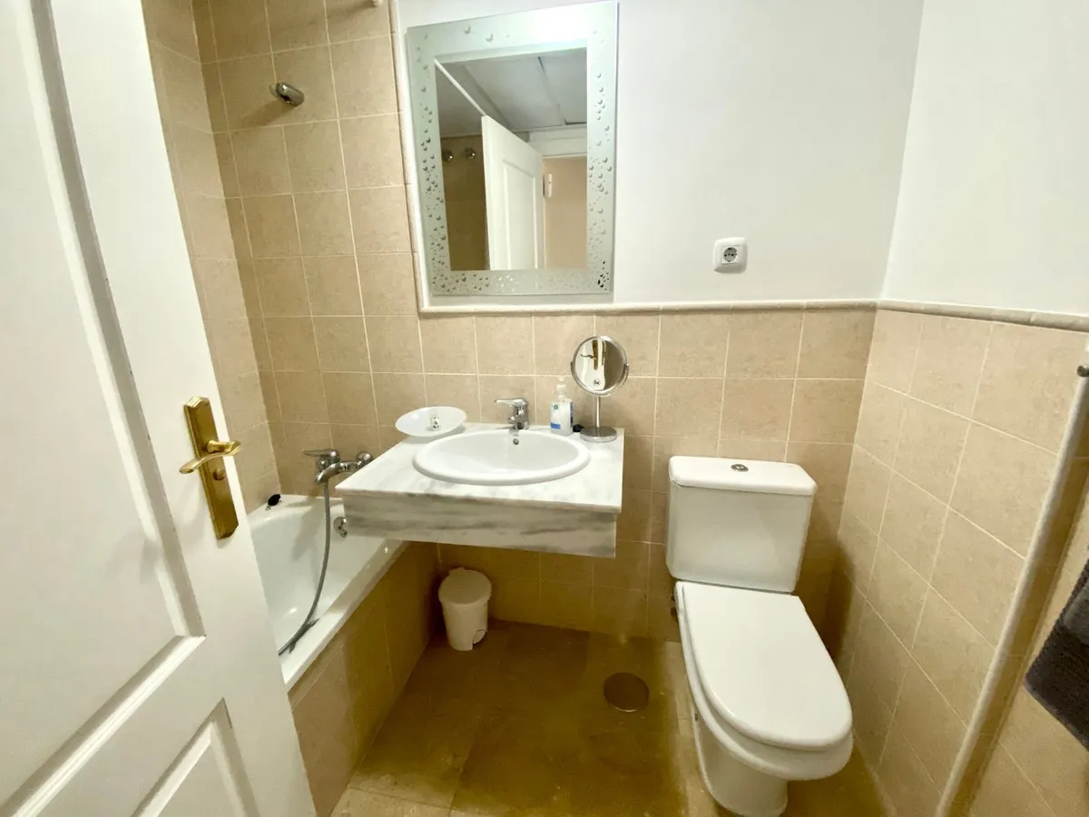 f8ed3959-3f46-41c9-9093-c630e16c0d5a