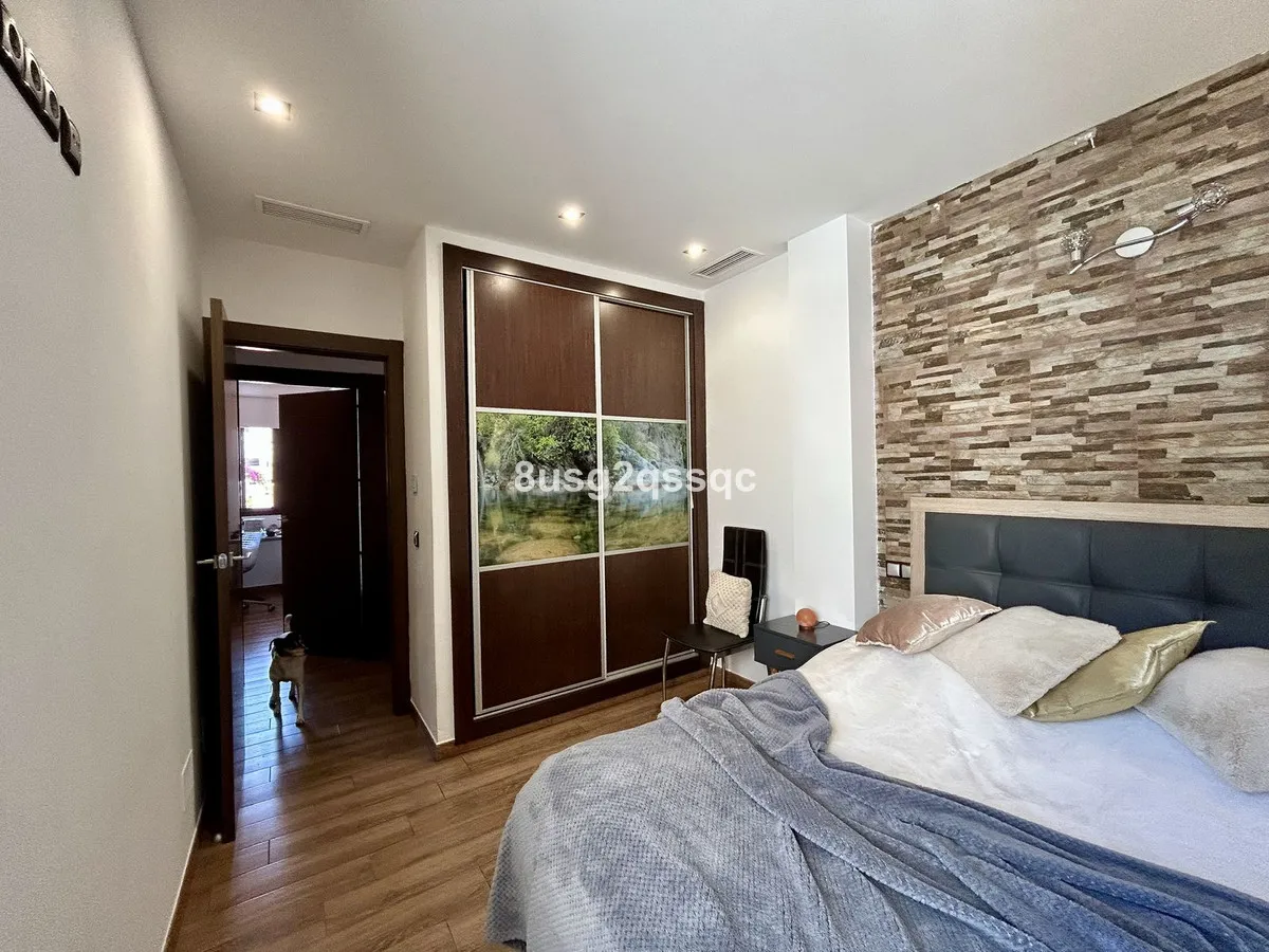 80f44f04-bf7a-480c-b187-b04e461a1228