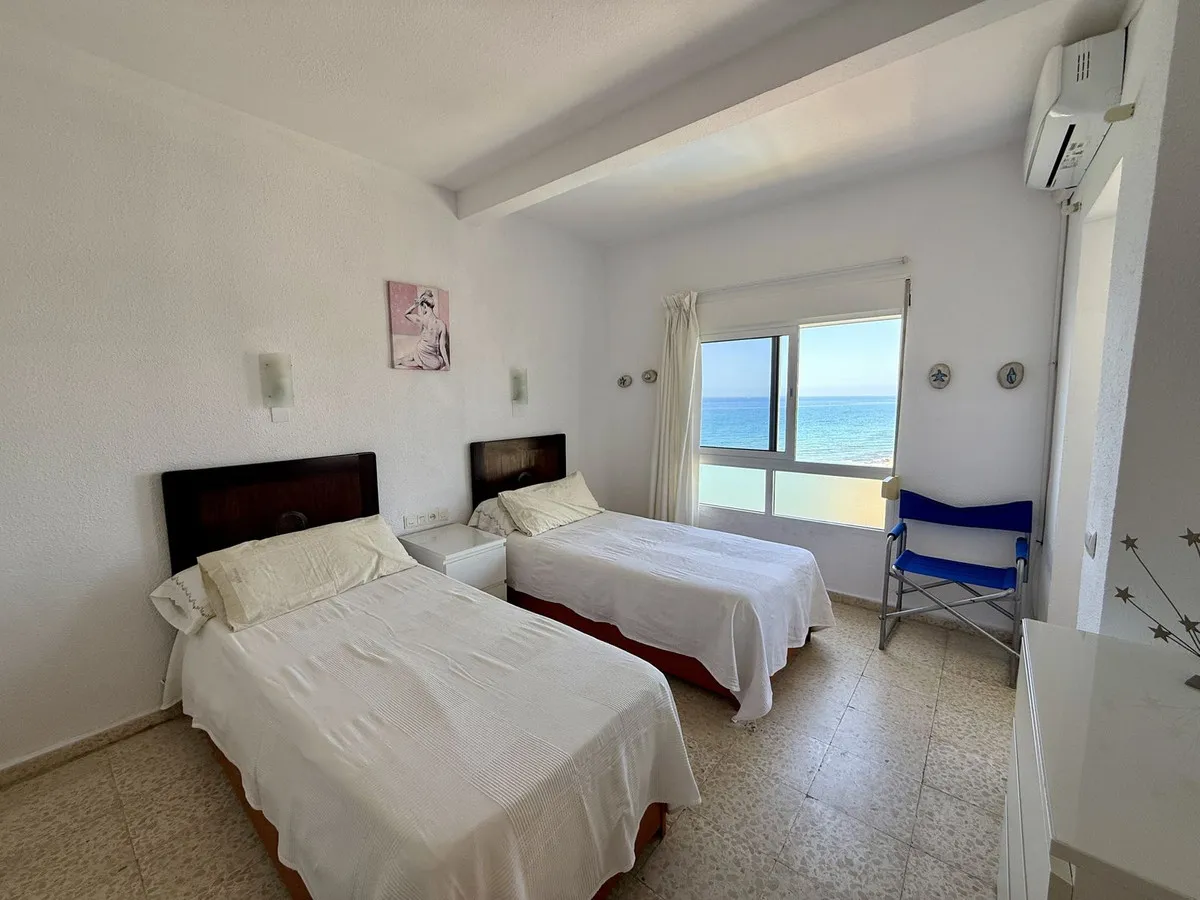 9844653c-04a8-455d-ad5d-fd19257690bd