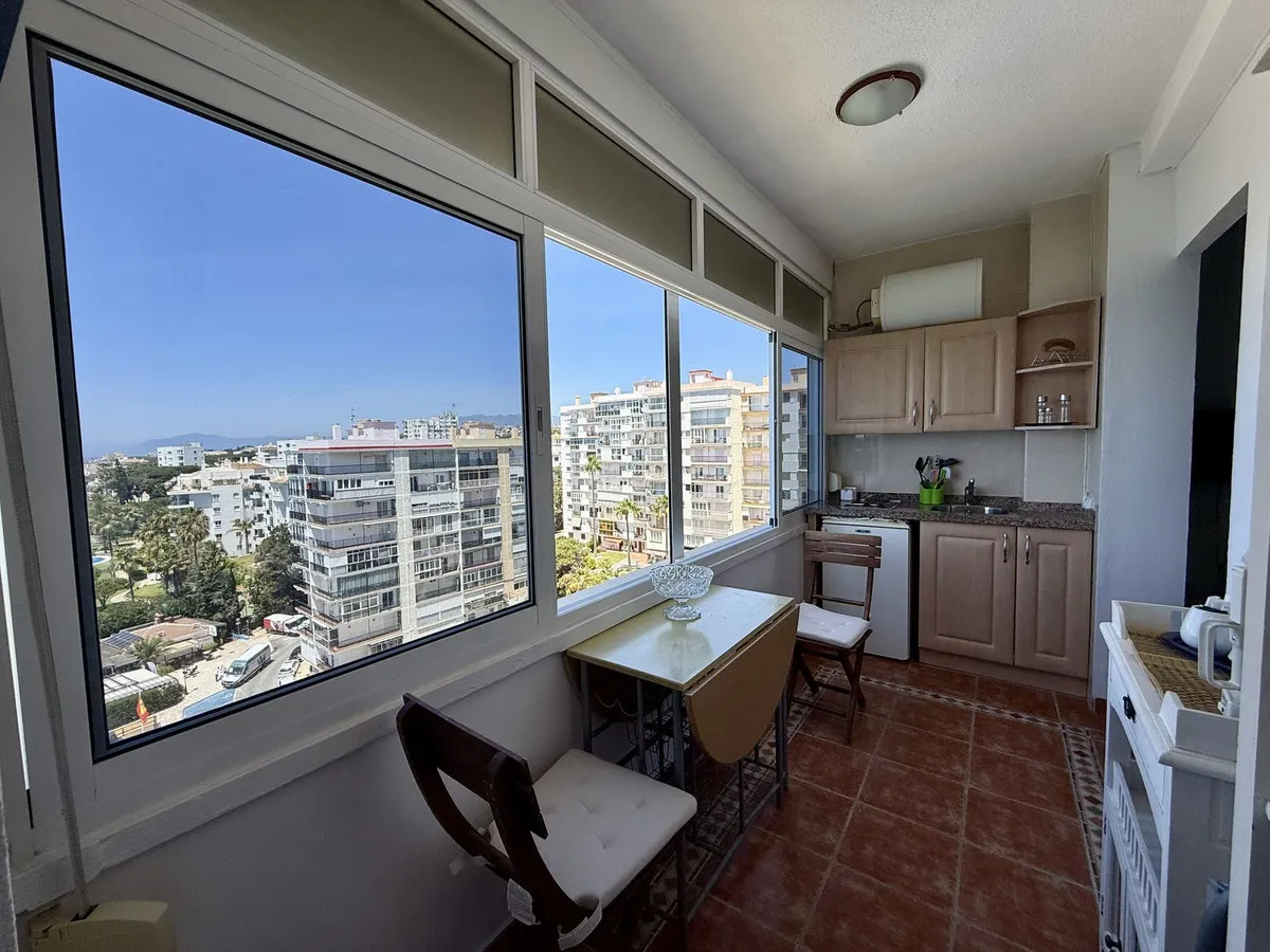 ce001496-4bfe-4c4b-8f2d-c3374c946515