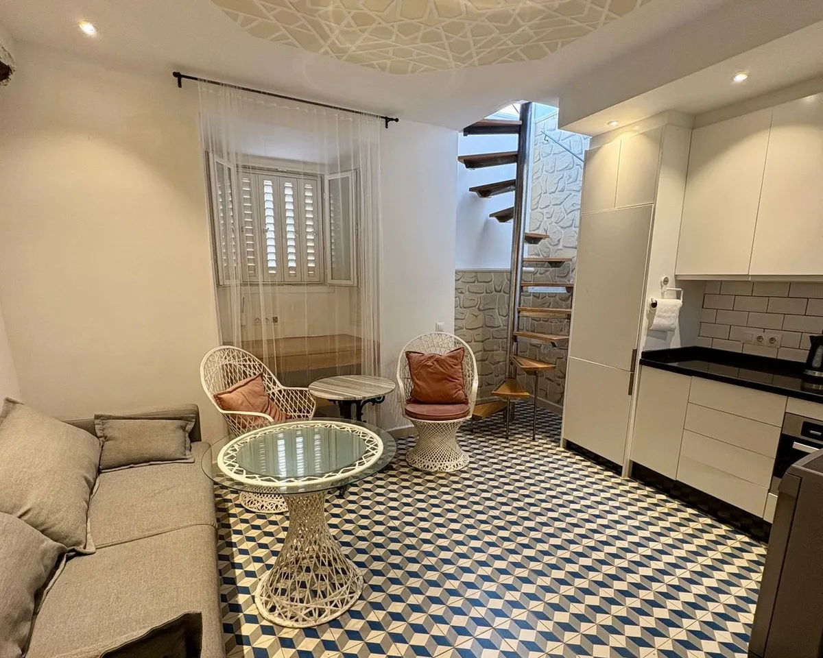 857ac3bb-5e51-441a-8574-9159c58db9f3