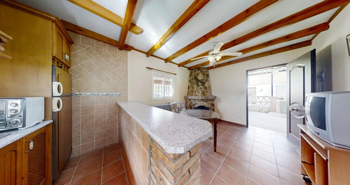 d58274e0-ab9f-44e9-9f12-572c48191c80