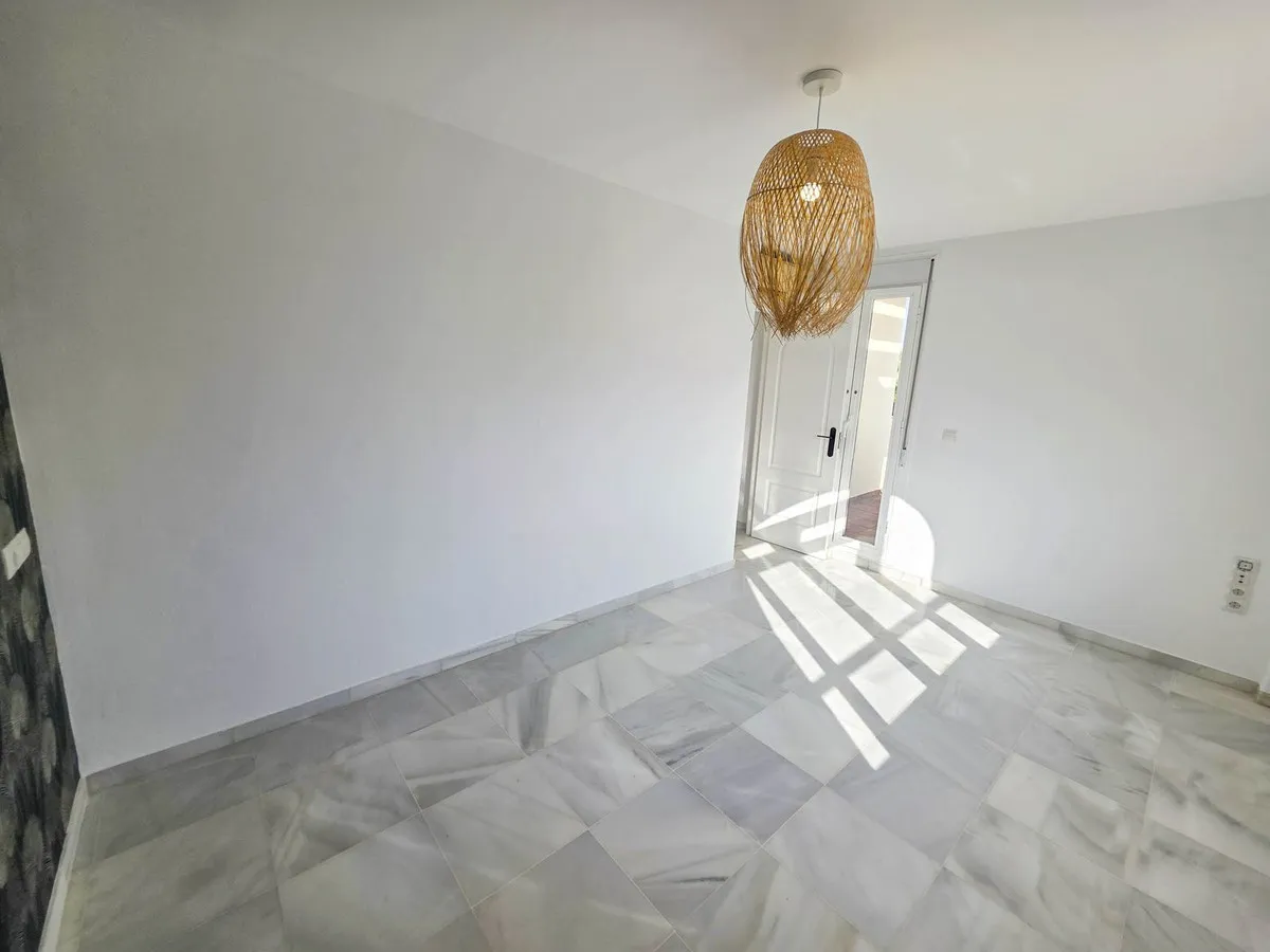 6b486a7b-d362-4ff9-8e29-94b9ff86bea3