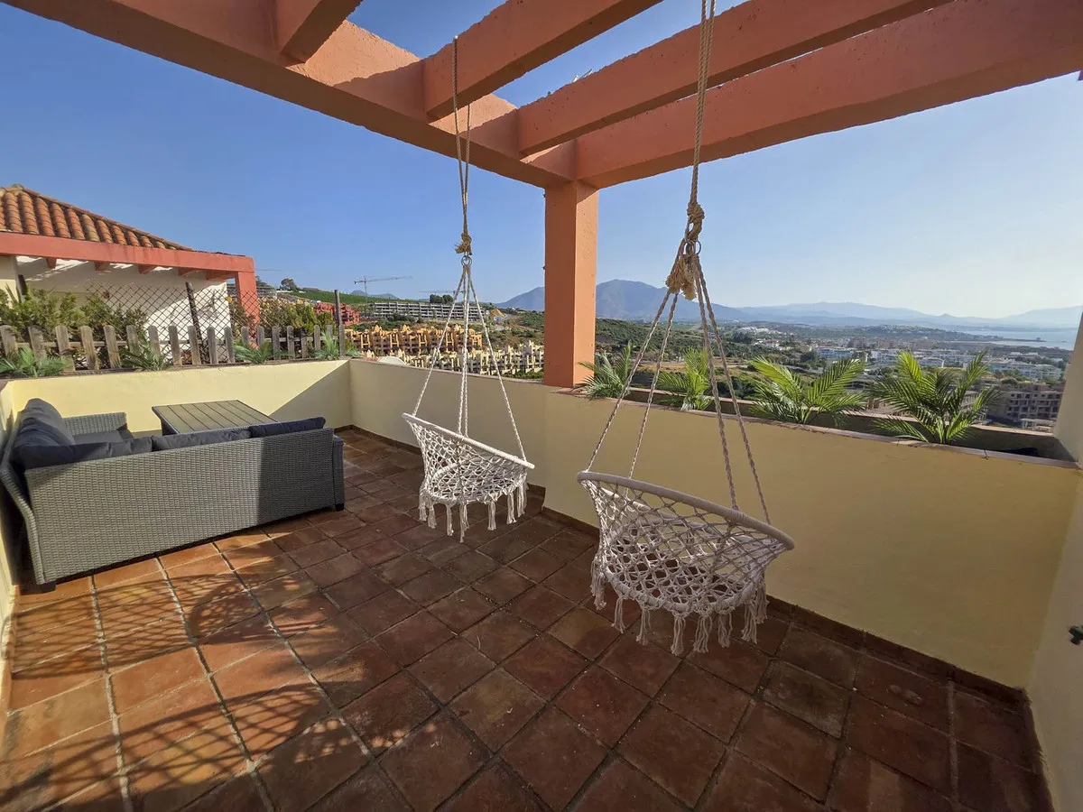 b276fd86-6bb8-45f4-8fd5-11c635c2e32f