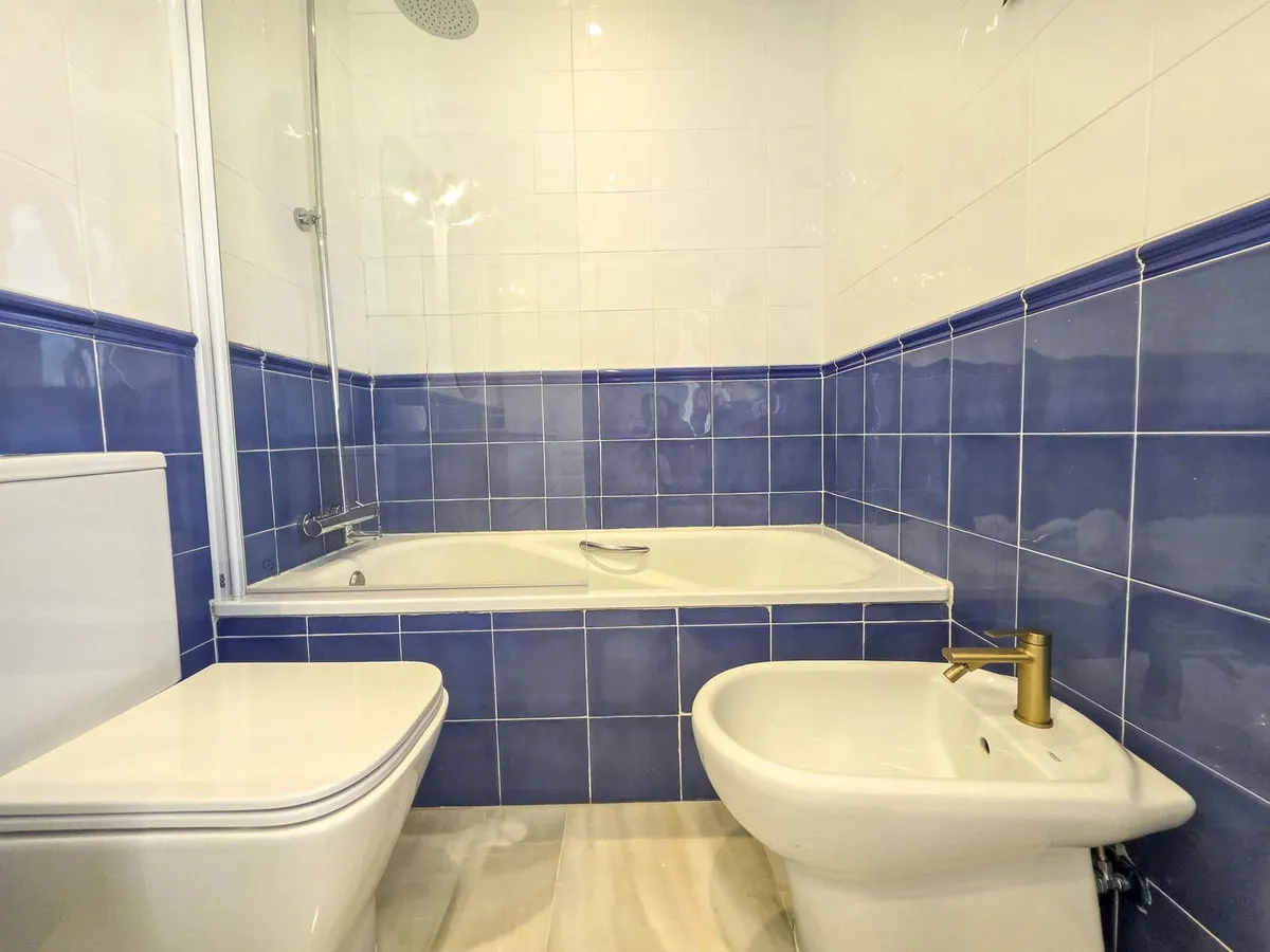 c03540a3-7a39-41c9-b850-a2149aa2d9bf