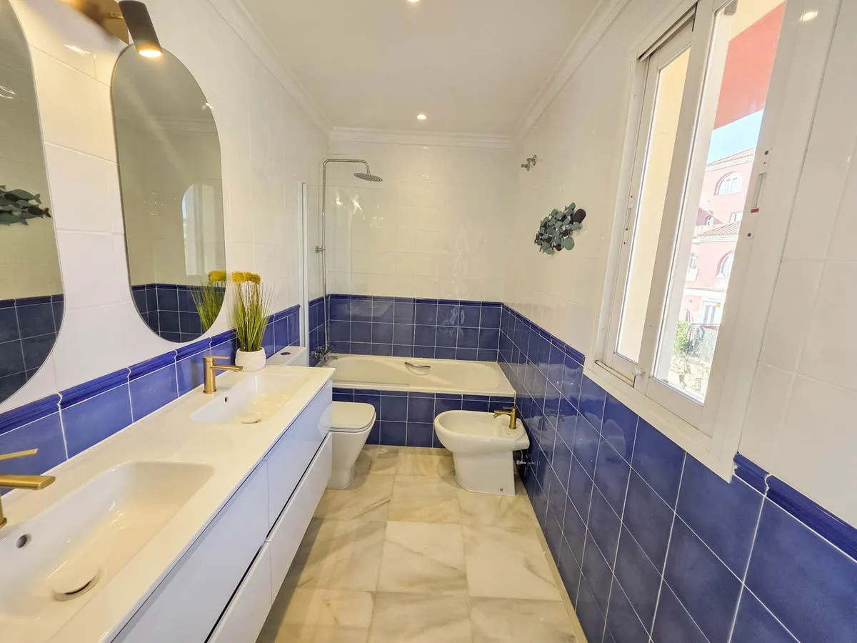 db594fed-40db-4f8c-a8c2-7da9f9bb17a9