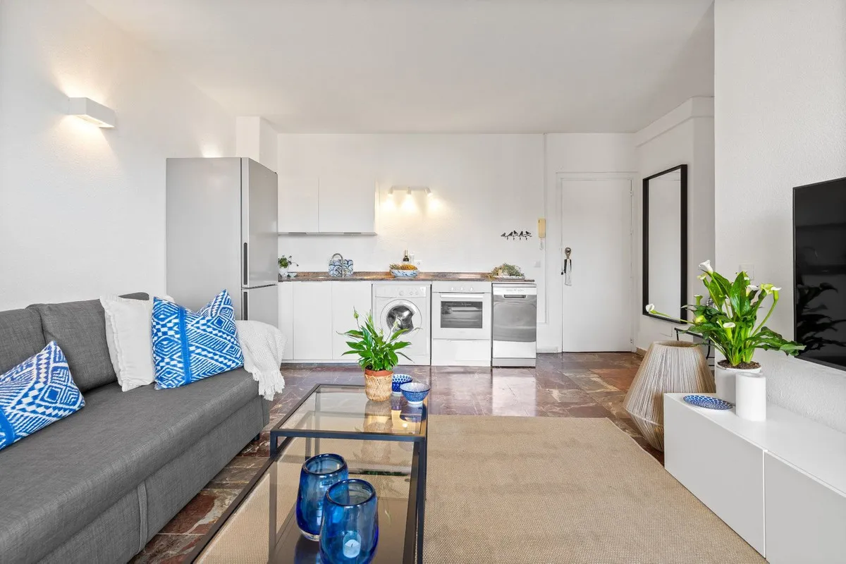 3fef4b51-ba72-4ca2-8a83-0f1c52e2668a