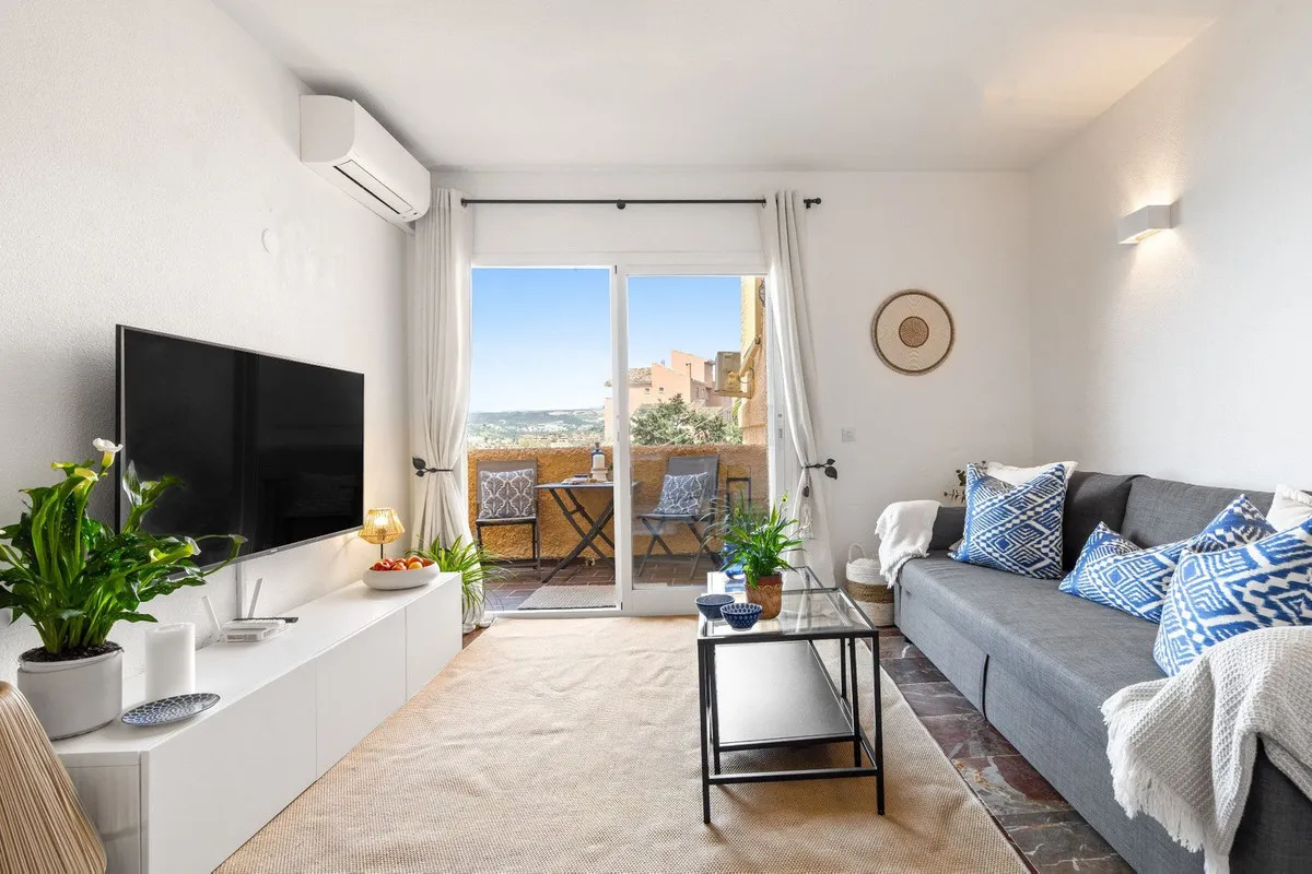 4df00b3b-eeca-4680-8a9f-e694ffdc034b