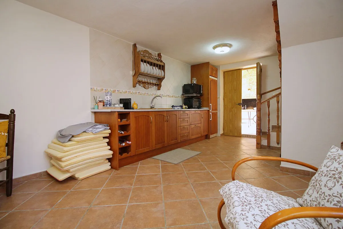 2a065c73-8259-4b95-85b8-cd2ac3e0692f