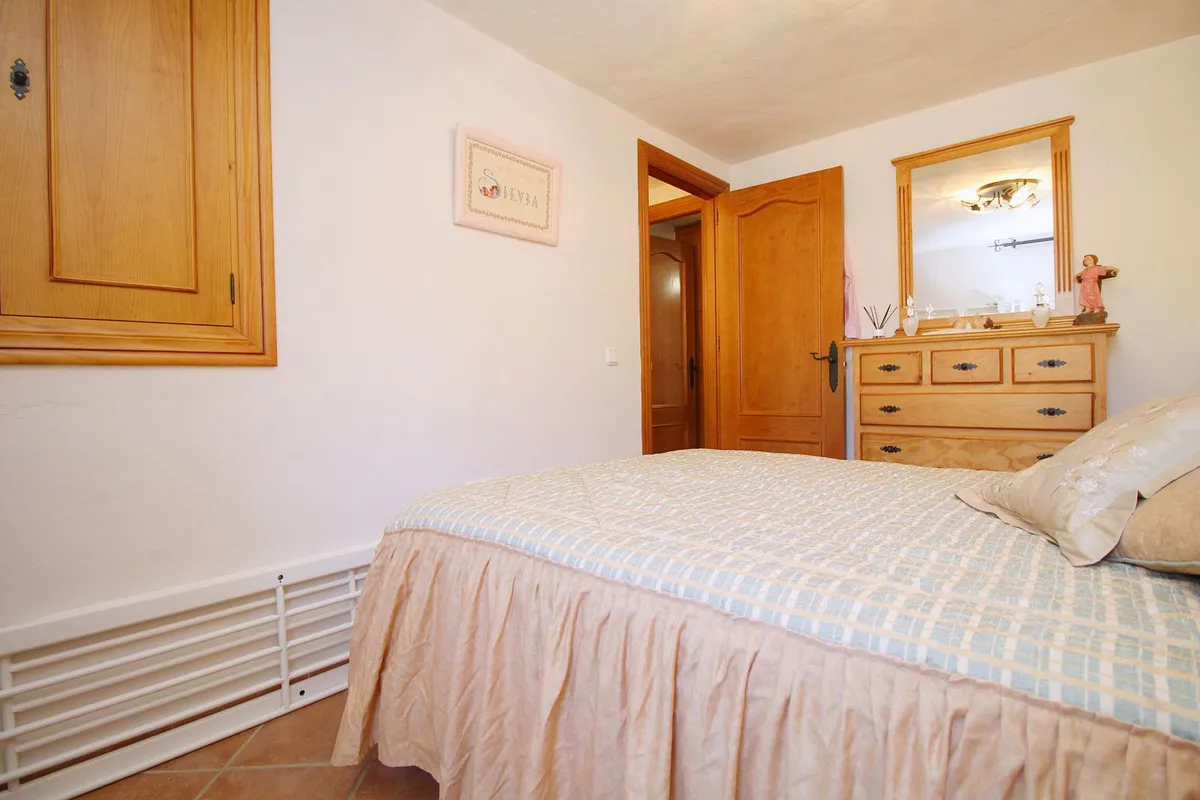 54b7e466-b05a-4467-a3ec-e6f304a6ce4c