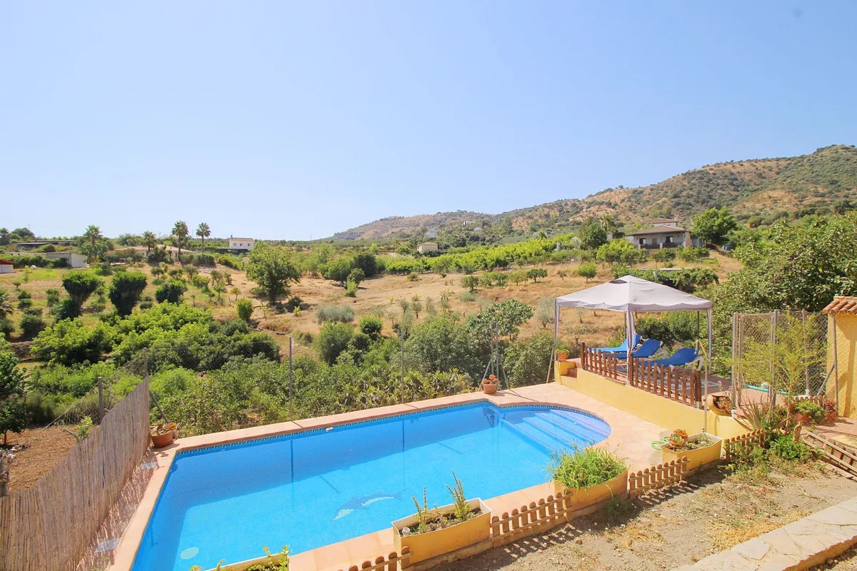 8daa1e4d-b764-45f5-9274-b916ae01165c