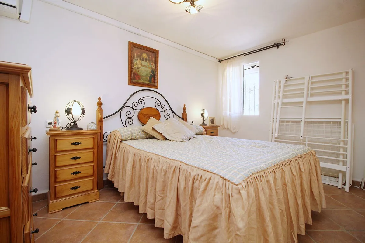 d9a66869-36da-44e6-b267-e117408c13b7