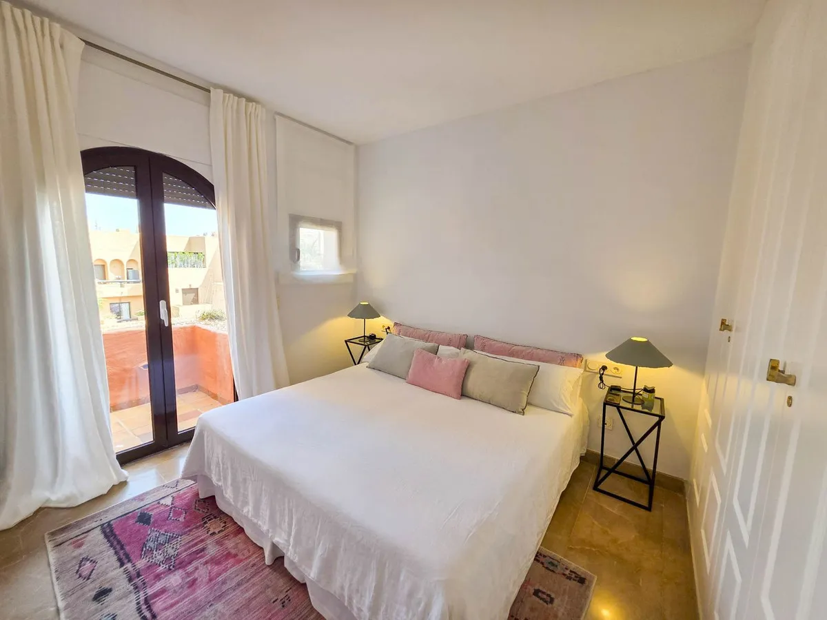 5a12d54f-8fef-4b01-82a9-c4d05ecc1e44