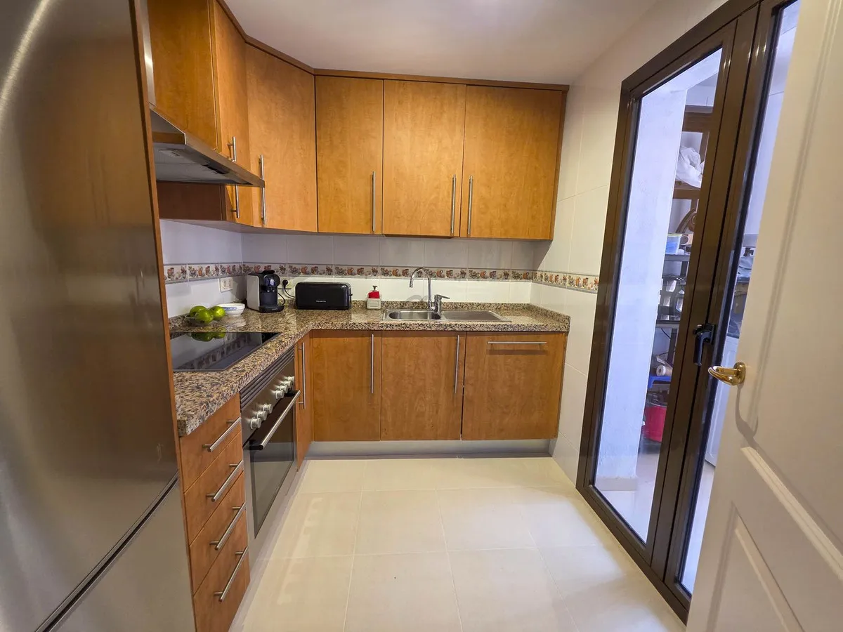 f0f87deb-e087-45dd-94e6-ded0ac4b0d96