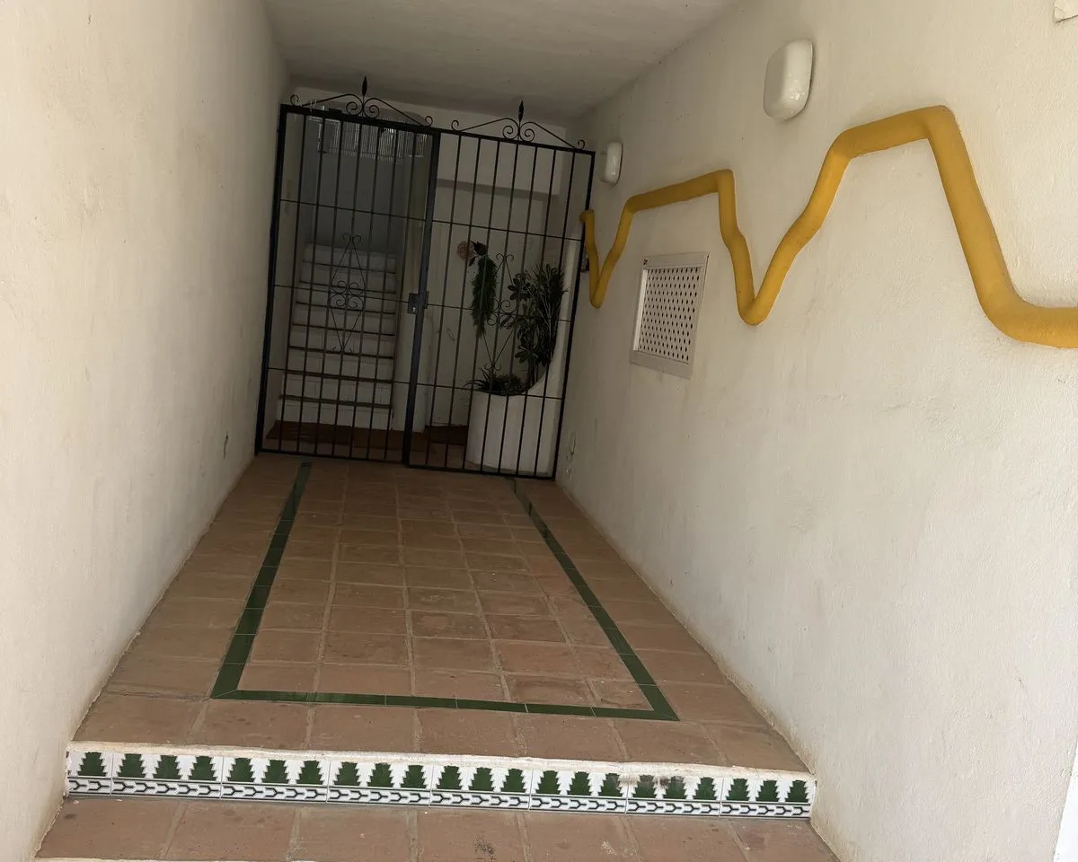 08e01c75-3a00-46bc-9dd0-79eac889d156