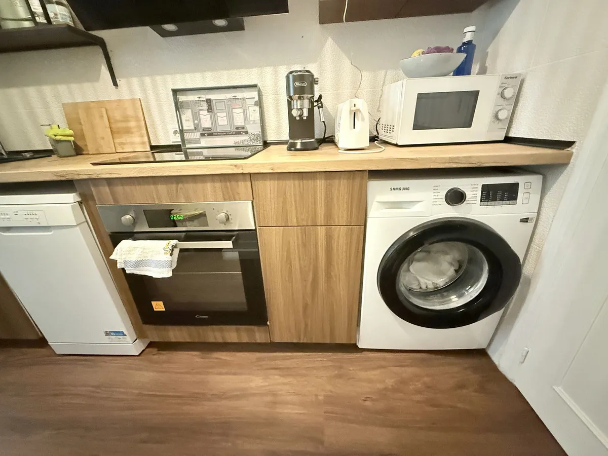 56dc79d4-f09f-4b05-831e-68ab933c7c06