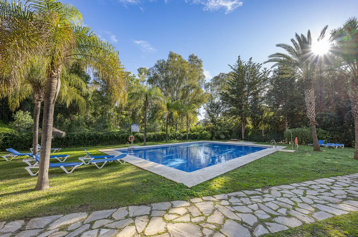 1728f08c-5705-4bd8-bbe5-e649a9b31947