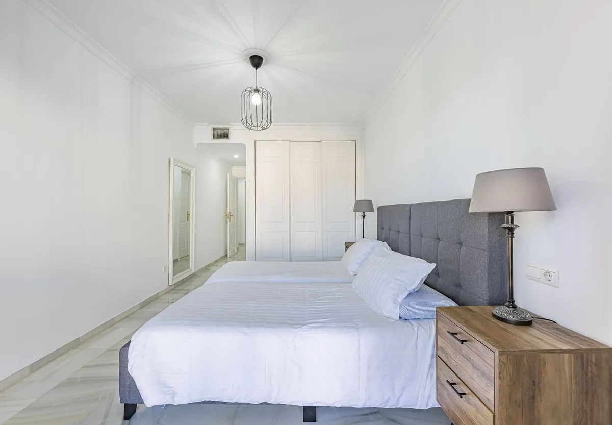 1f719c0c-0f4b-4f65-960c-6055ff6294cd