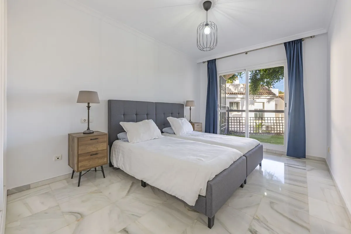 aa144b39-f584-4e04-9478-c3ec1d1beaee