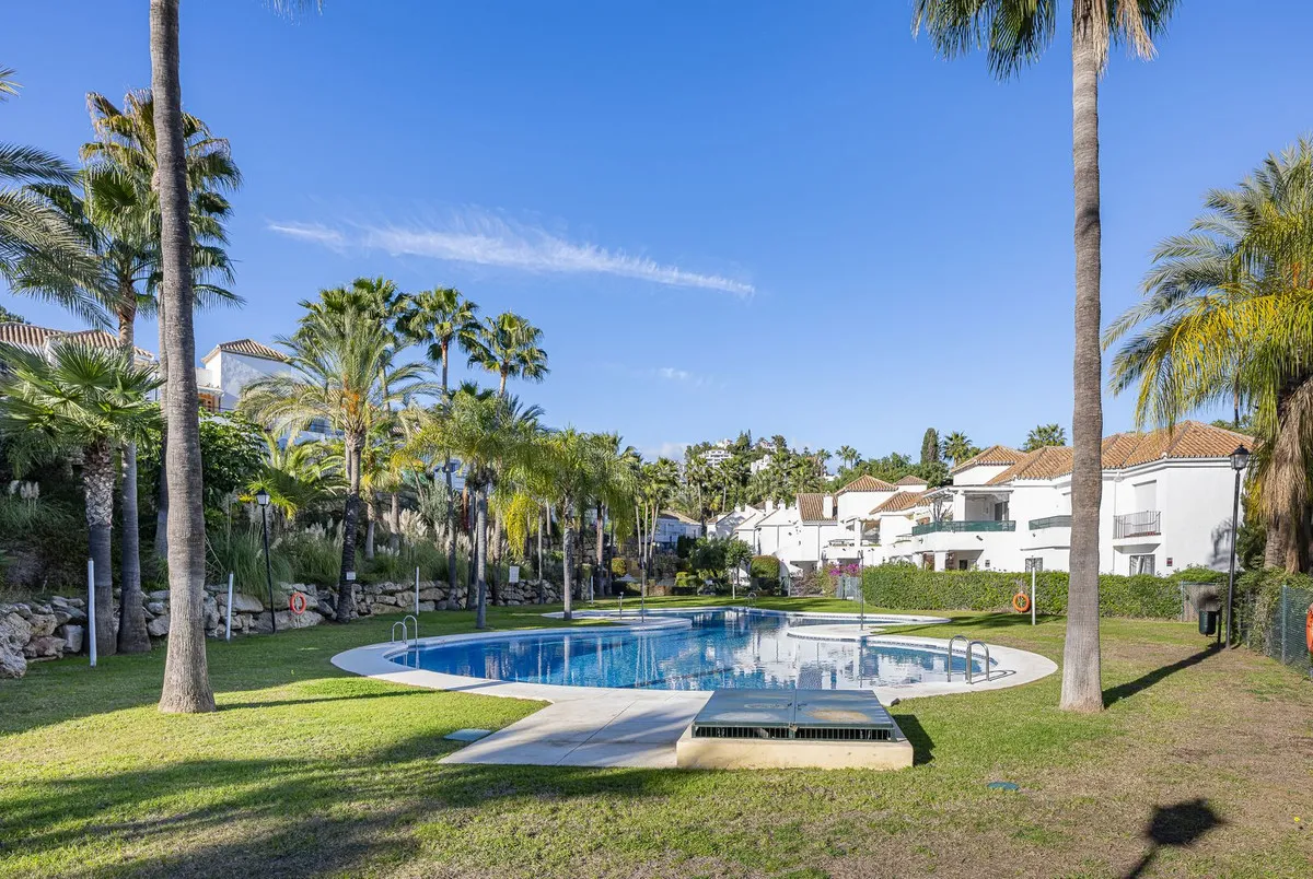 cadaba7a-1cca-439f-bd92-ccca0e43422d