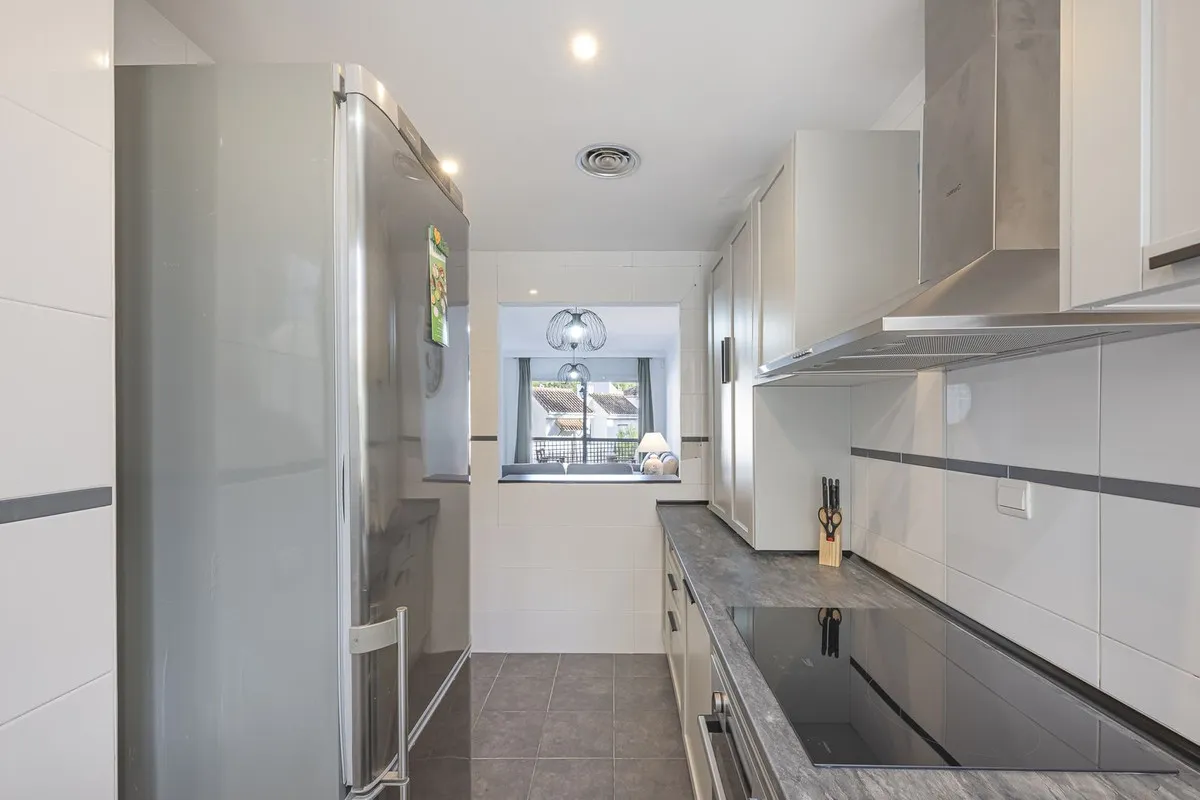 d16638e7-b849-43f5-aa29-c0f1ca1da945