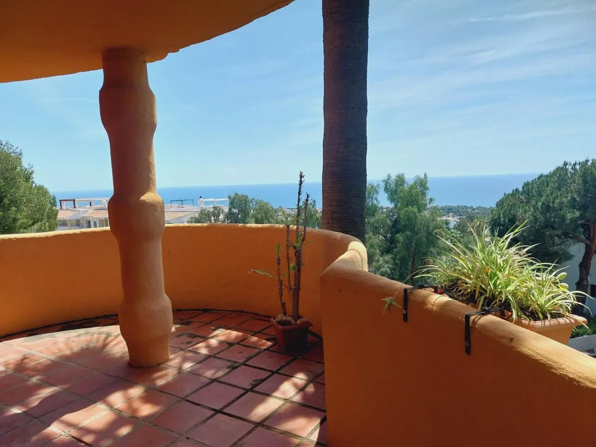 66c4b131-84c3-4826-bc10-1934c93d4ebd