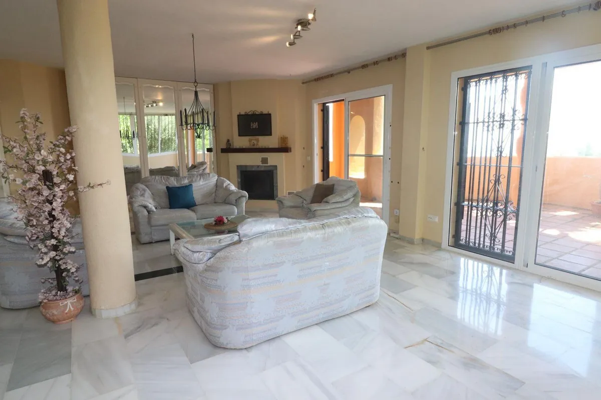 f239a228-3152-40b5-854c-058433f19923