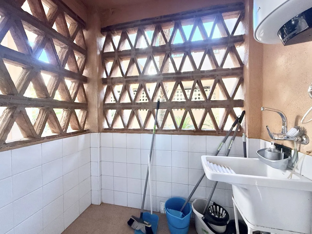 b37783f2-db6d-4ac3-b85a-0ef1d28b6f82