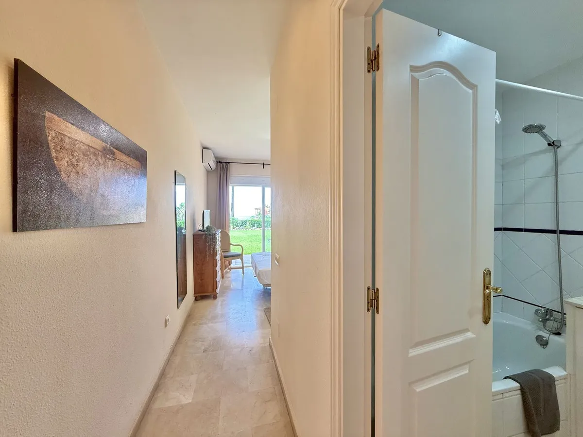 c1eee964-75b8-4d5e-b498-047c24fdc7d8