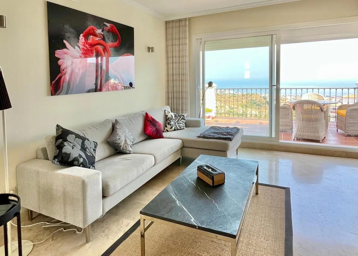 2025cfed-621a-4ba4-97e4-7585e3919732