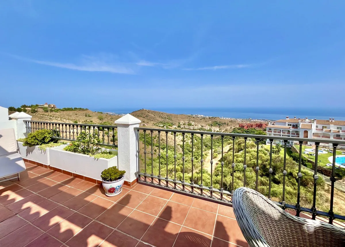 fad82983-dd21-4db1-904d-662cf296d318