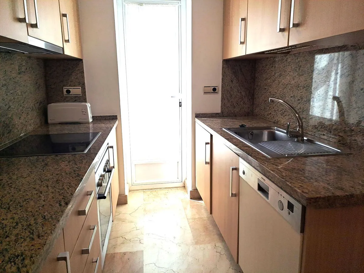 a736b316-b45d-472c-92da-c072e3524e18