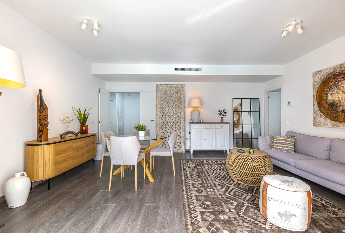 43641846-ba0e-4e66-b8dc-0d27d2c7faa0