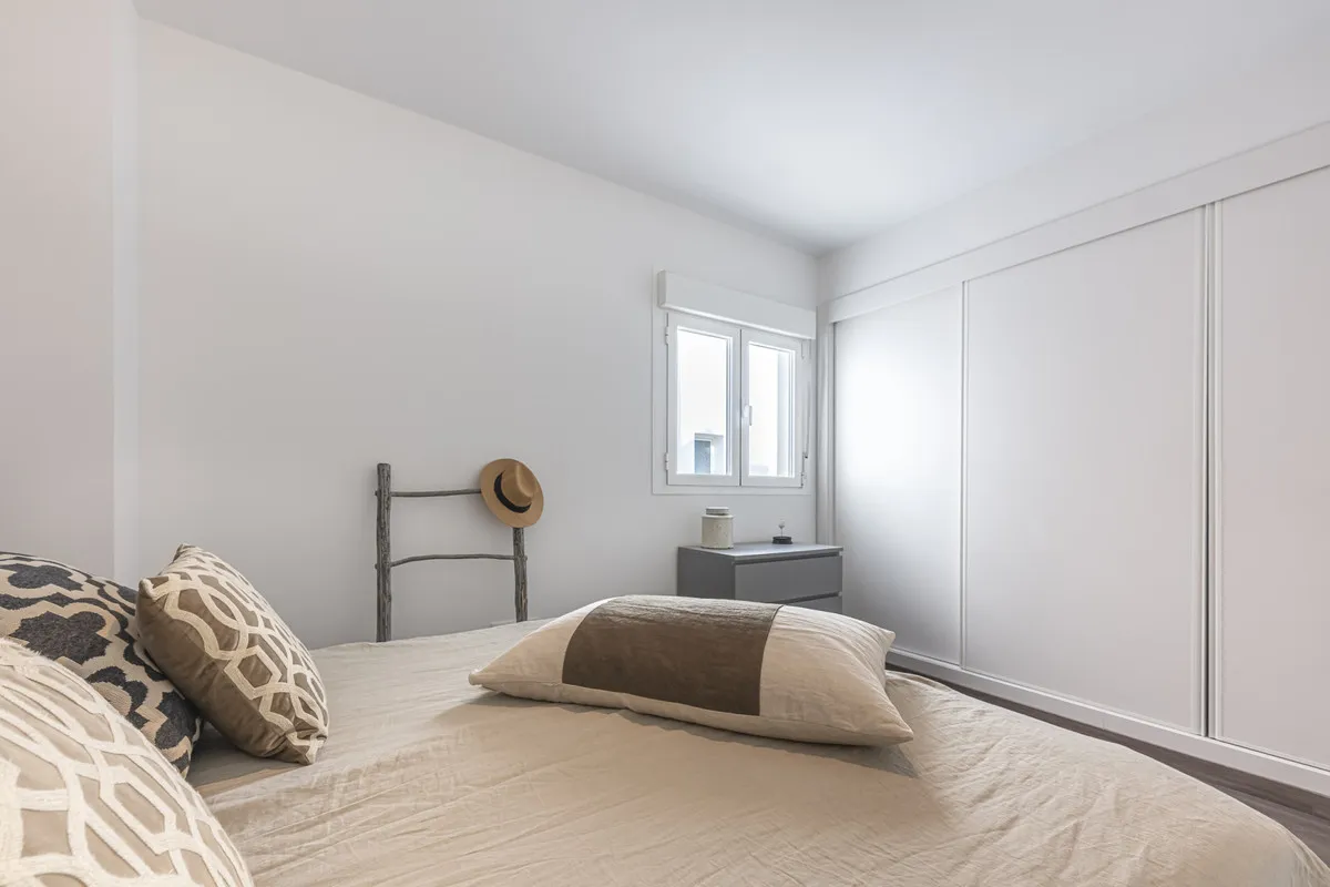 f1bccc82-c8f7-4098-a967-9a061a8d12d1