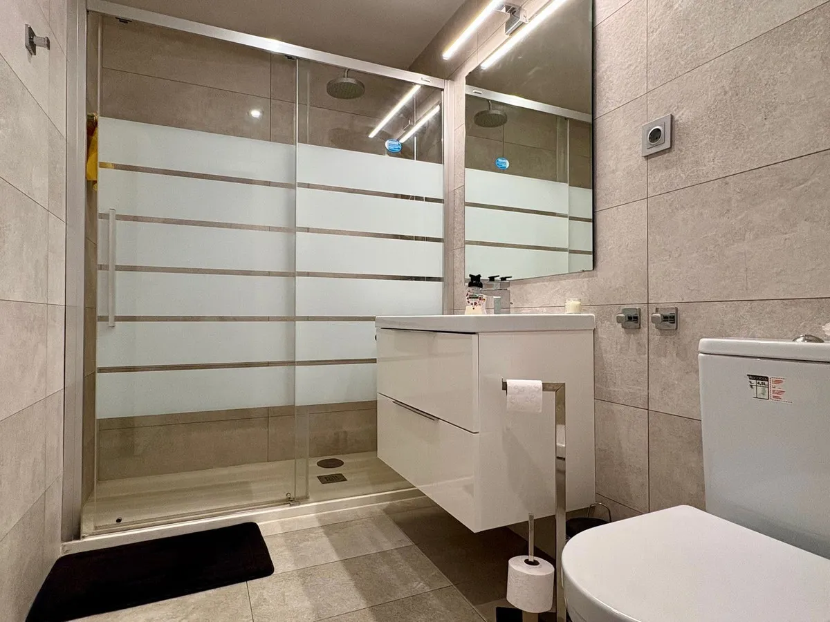 81e83be2-cc07-4d73-9ff6-f6440a25b4e4