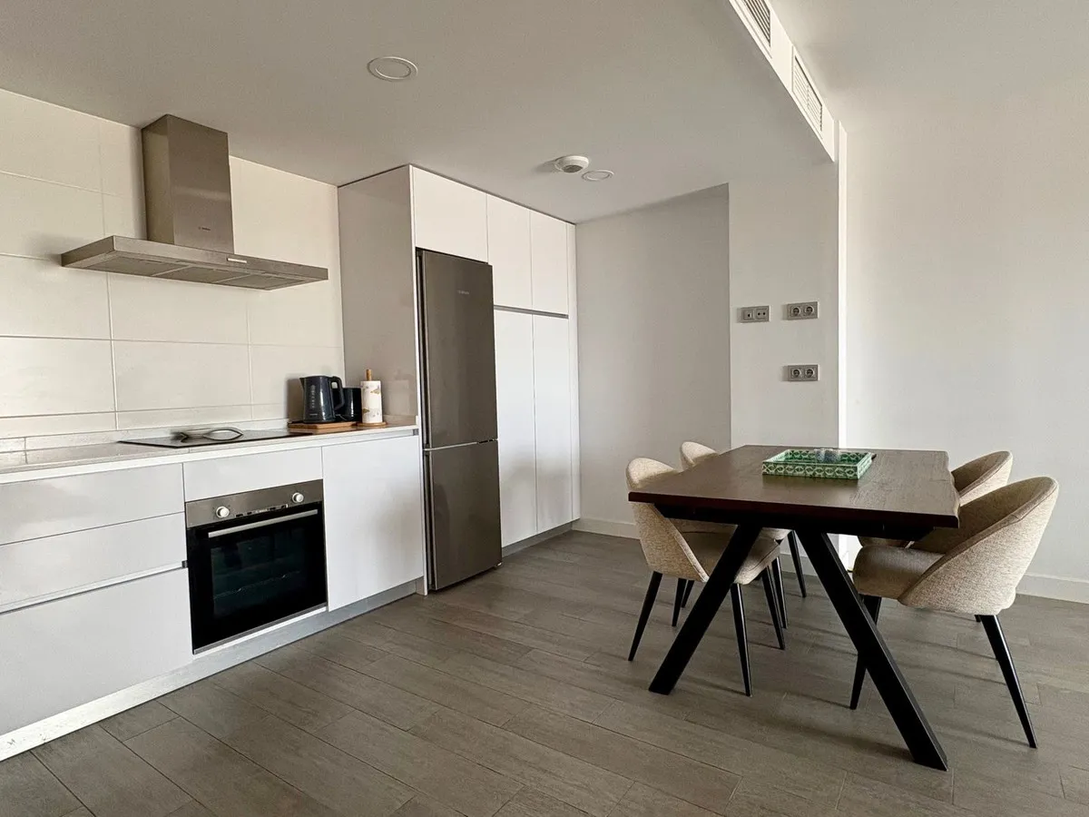 99711993-64c4-41ae-a7d8-f9fce30a5f0a