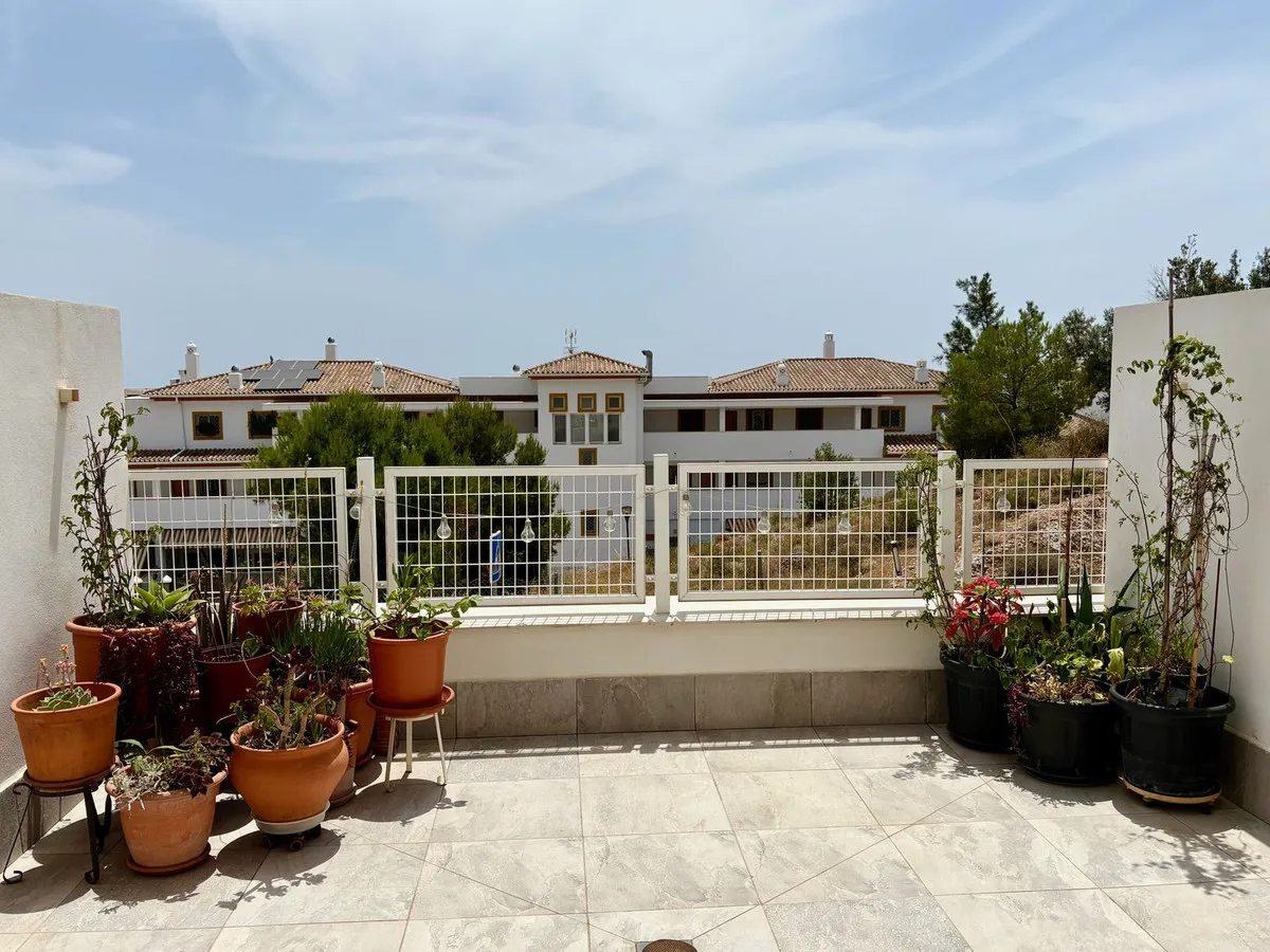 dc8098f5-4b4a-4fd3-8160-9303bb5b22ce