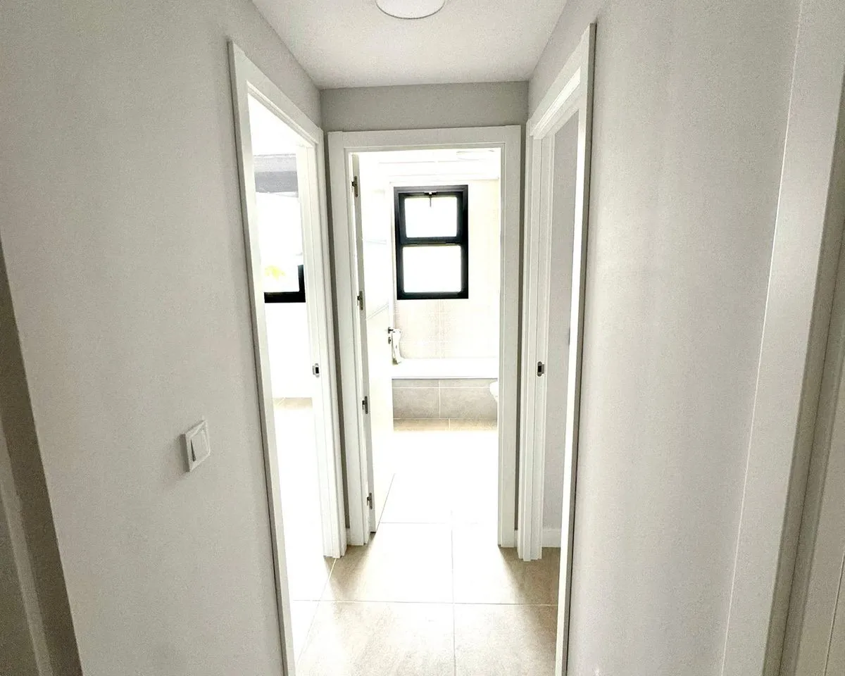 e404aad2-ea46-421f-8a61-790eb948b429