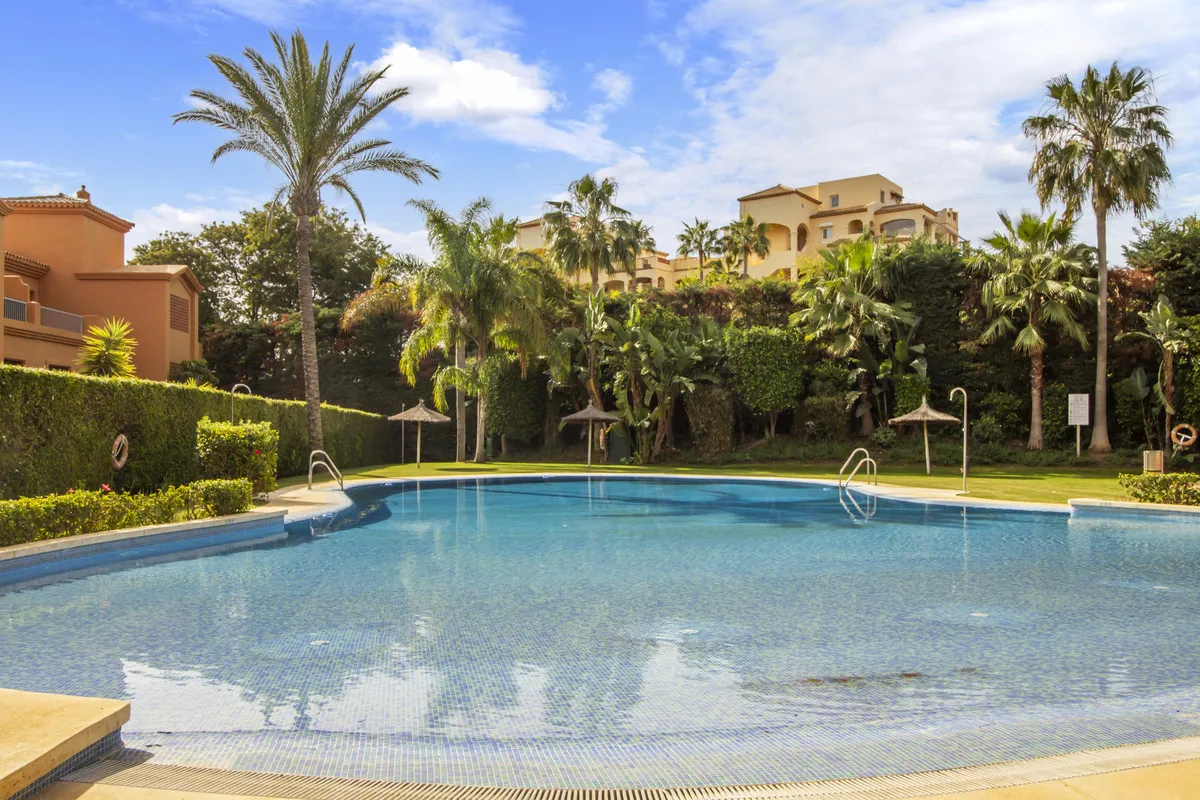 37f12ff7-b648-4ced-803e-58e3fcb43e70