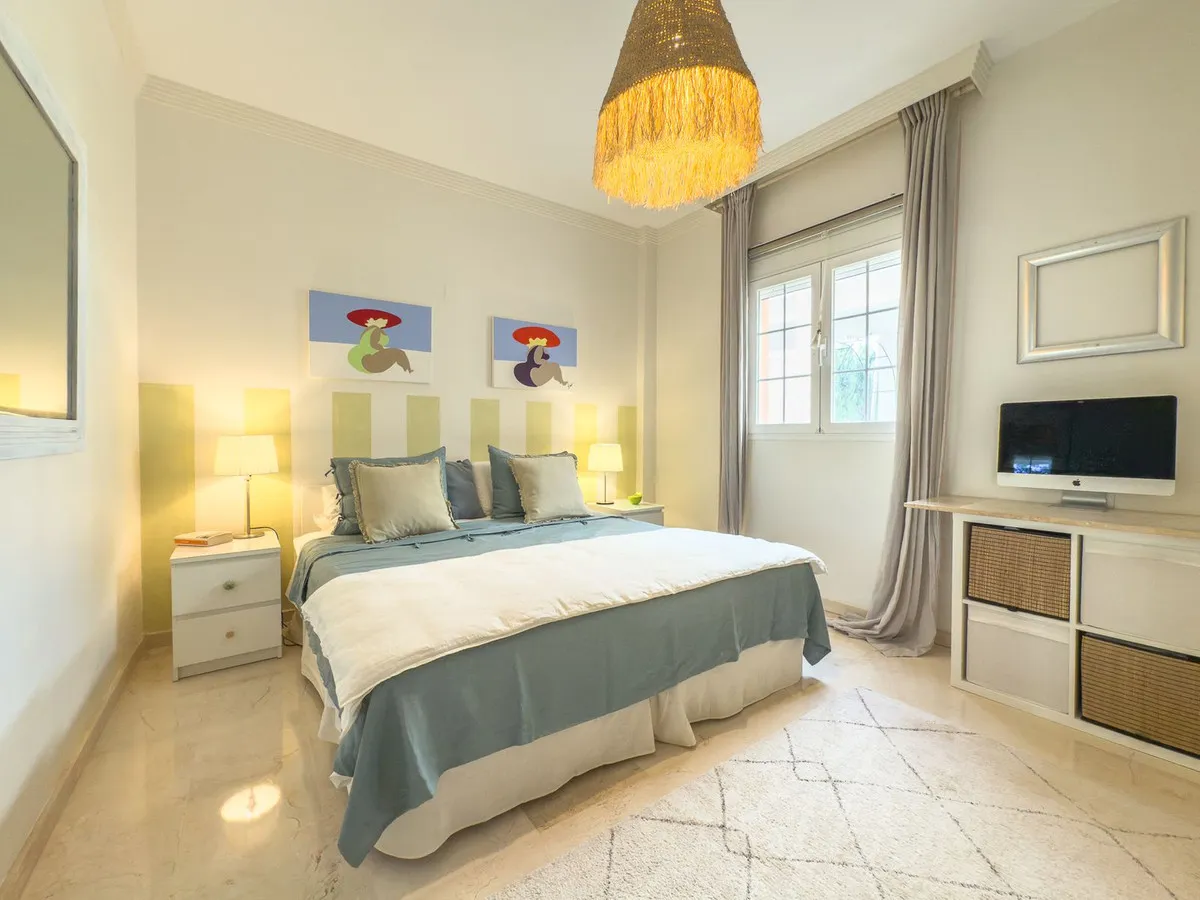 df65380b-a1b1-4425-9041-1a408389645a